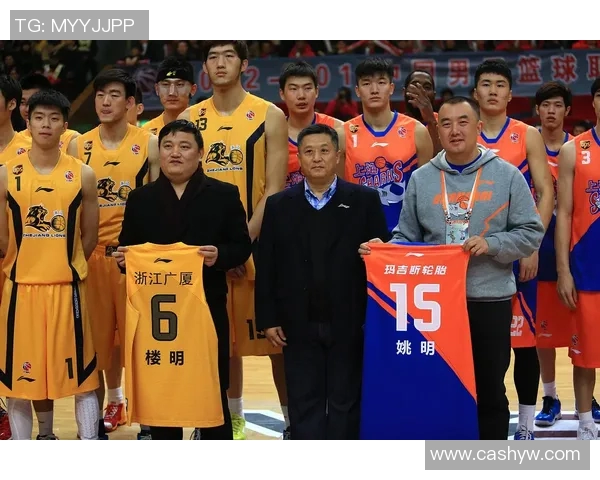 广厦男篮全队备战CBA季后赛，冲击总冠军